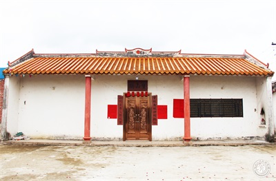 庙宇·遗迹·景区 庙宇位于高州市石板镇宝山村,始建于清,距今二百多